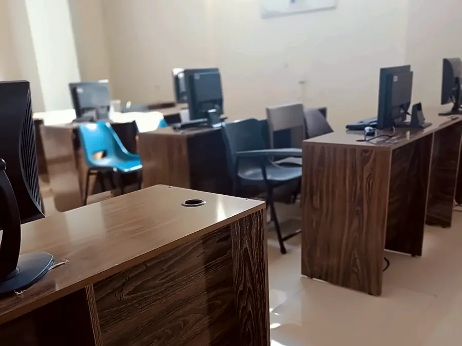 Computer workstations in the computer laboratory
